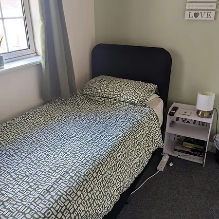 Small But Bright Single Room Not Far From City Centre Leicester Exterior photo